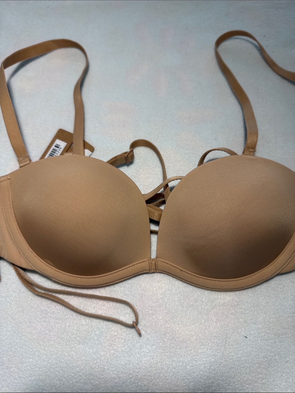 SKIMS Multi-Way Bra. Clay. 32A